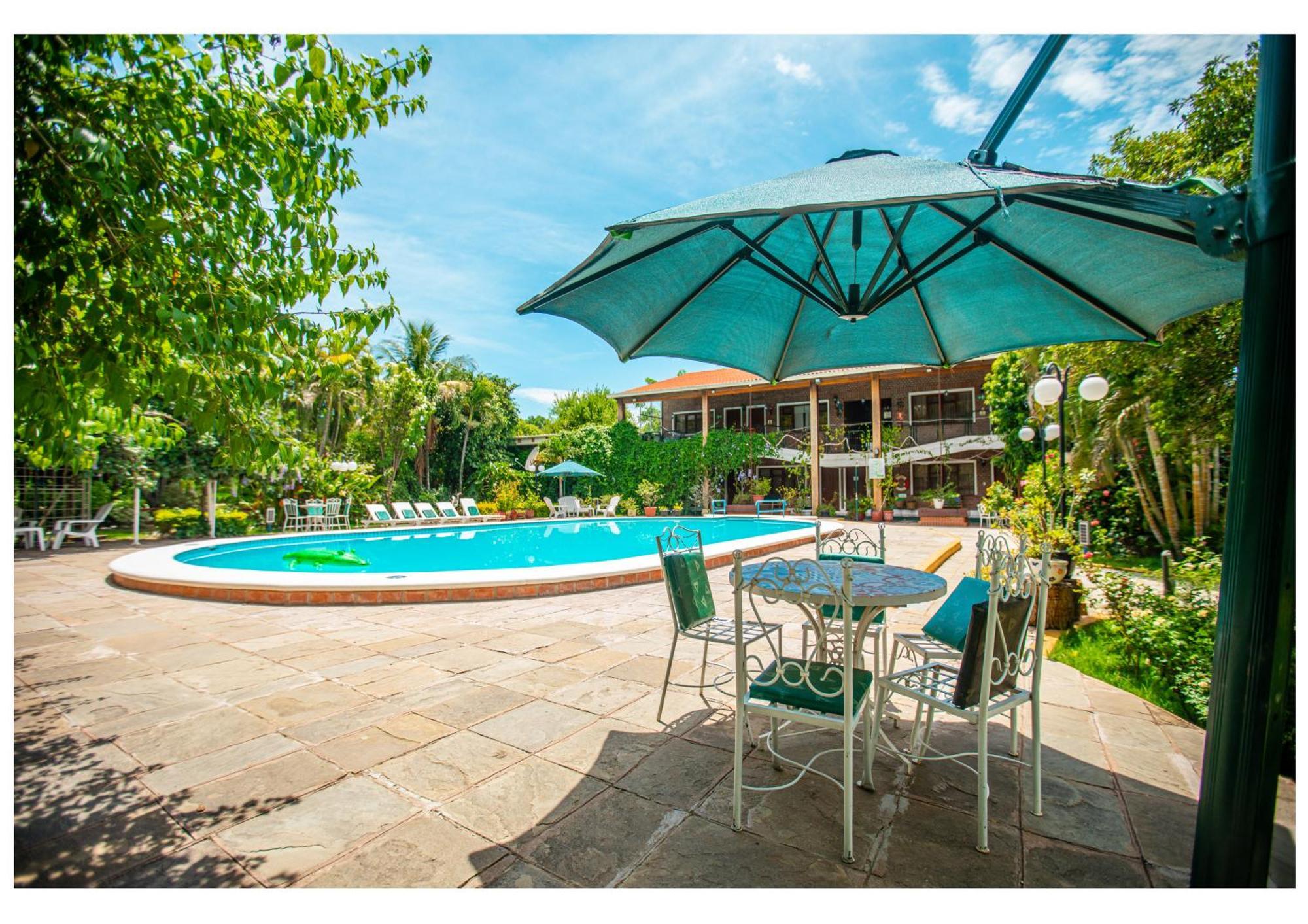 Hotel Boutique El Rancho Olivo Villamontes Exterior foto